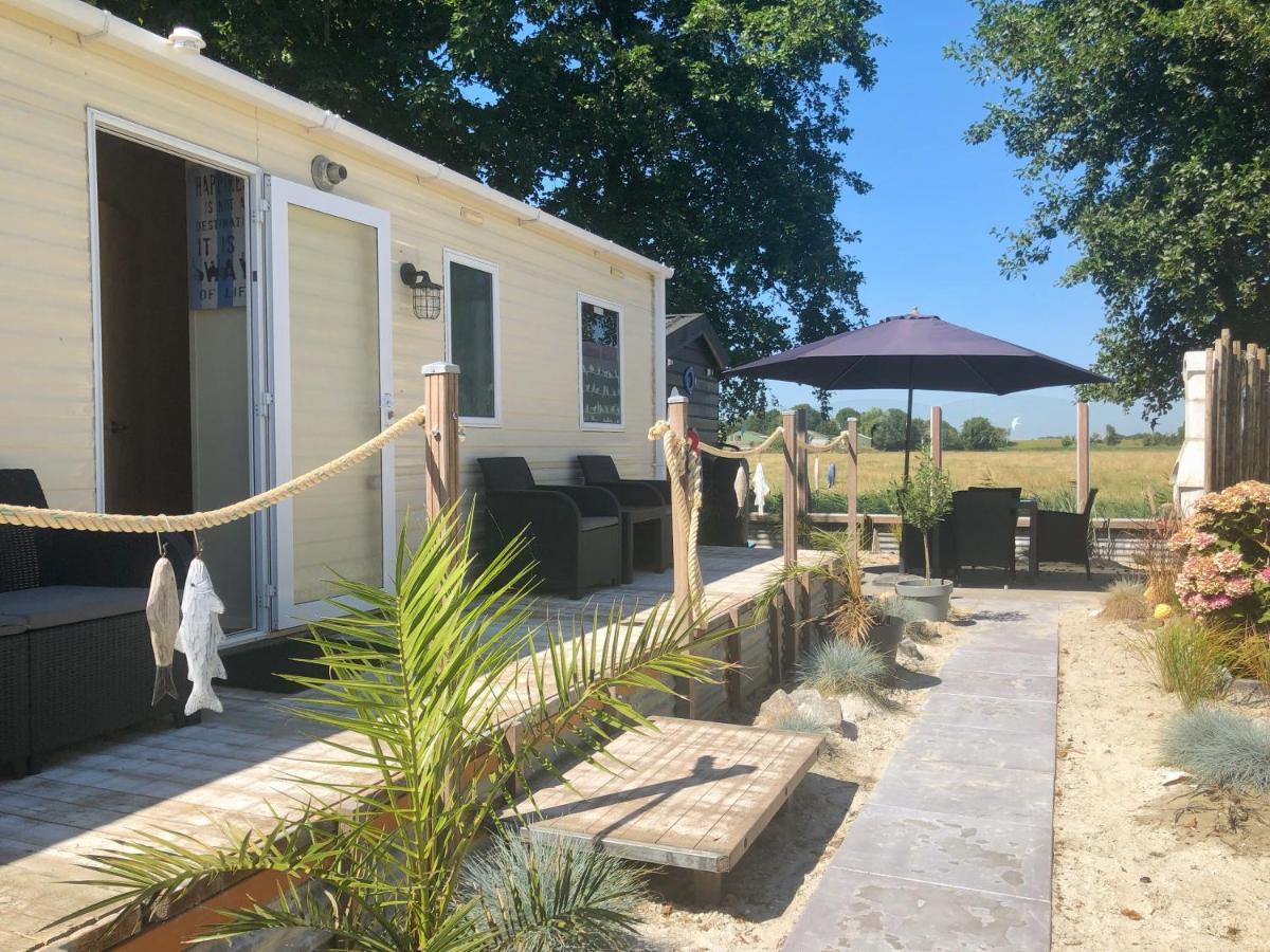 Coco Beach House Op Recreatiepark De Wielen Синт Мартен Екстериор снимка