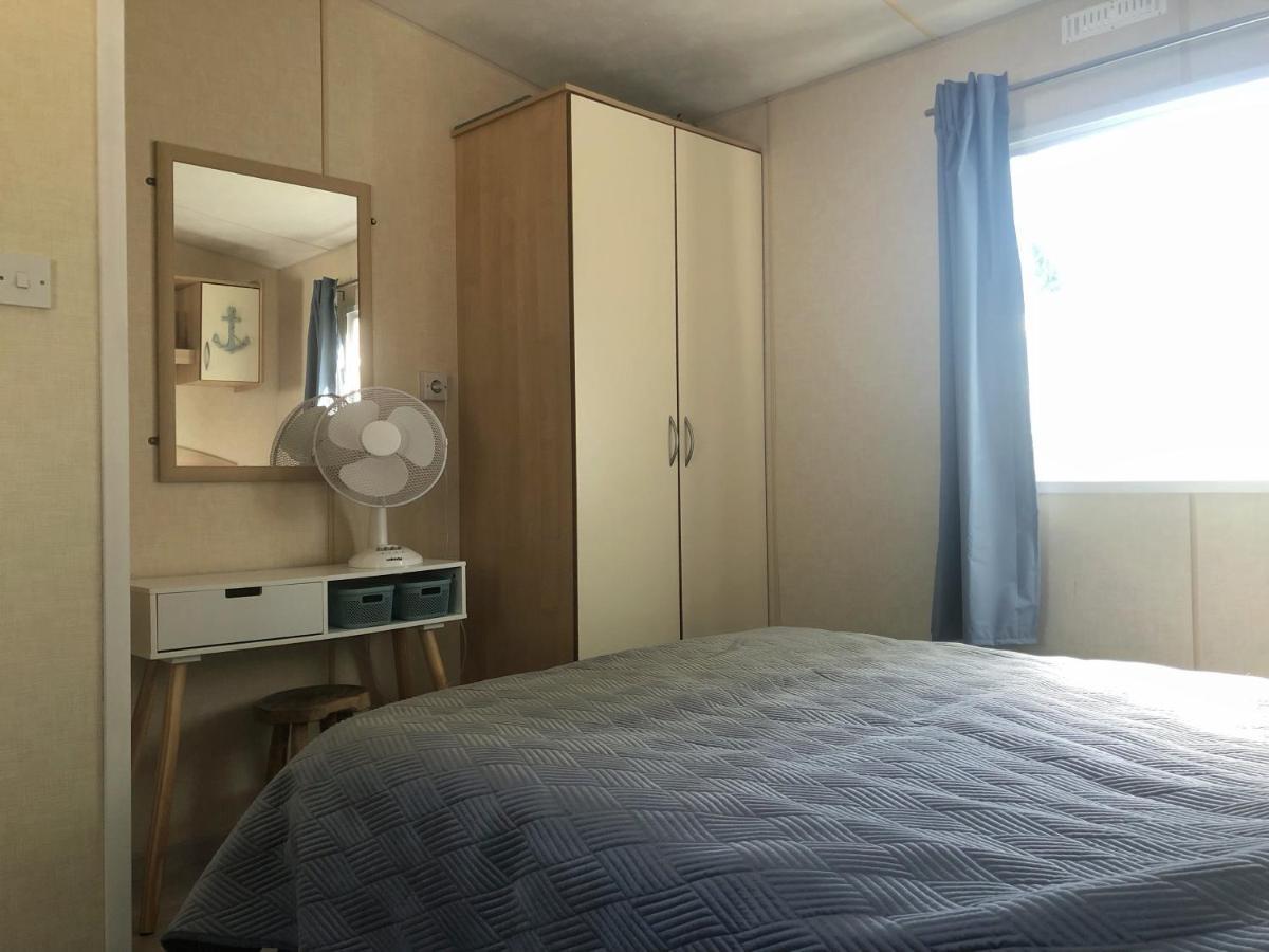 Coco Beach House Op Recreatiepark De Wielen Синт Мартен Екстериор снимка